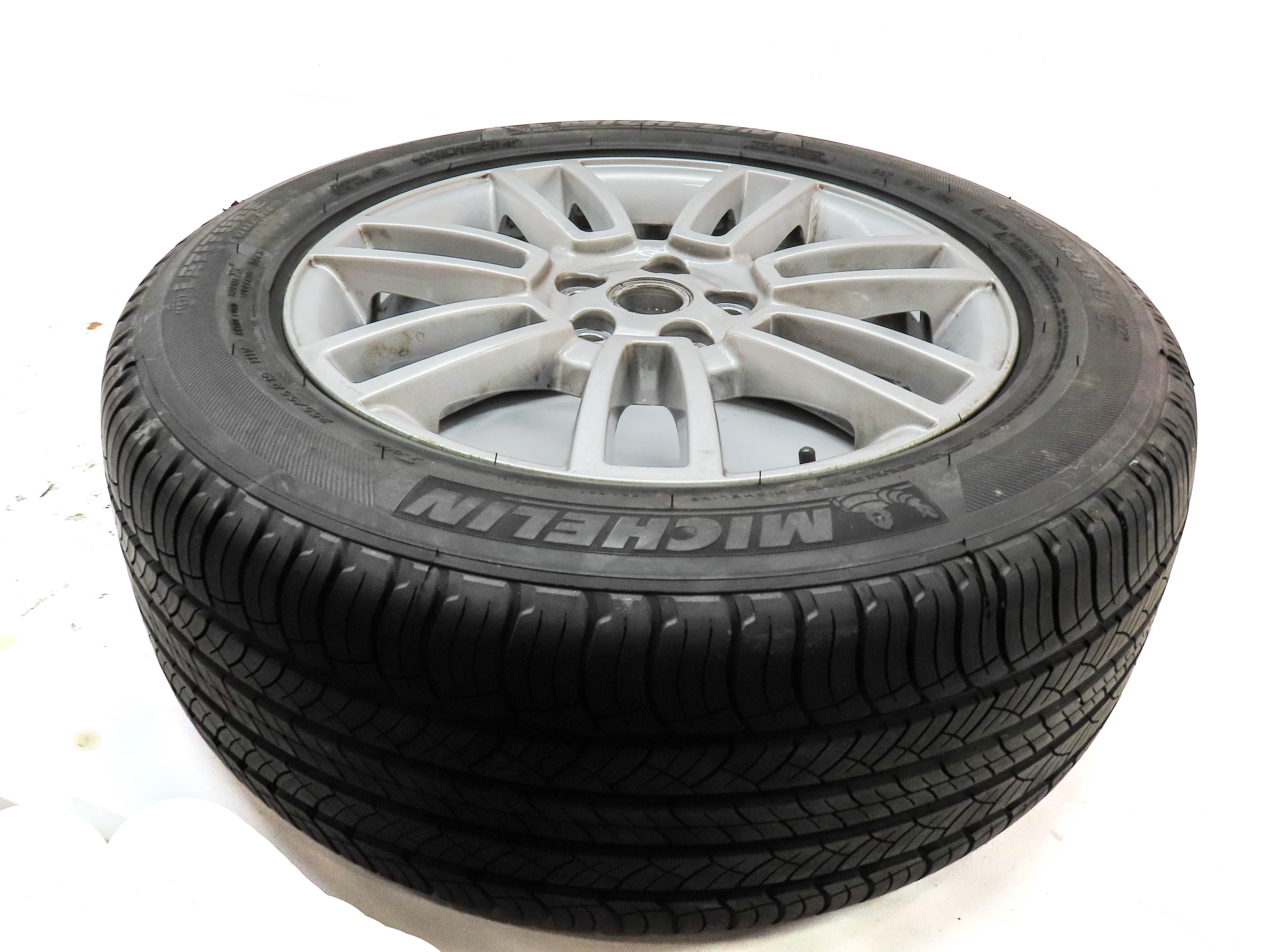 RANGE ROVER L322 19x8 14-SPOKE WHEEL RIM w/ NEW MICHELIN LATITUDE TIRE 255/50R19 — exact item pictured
